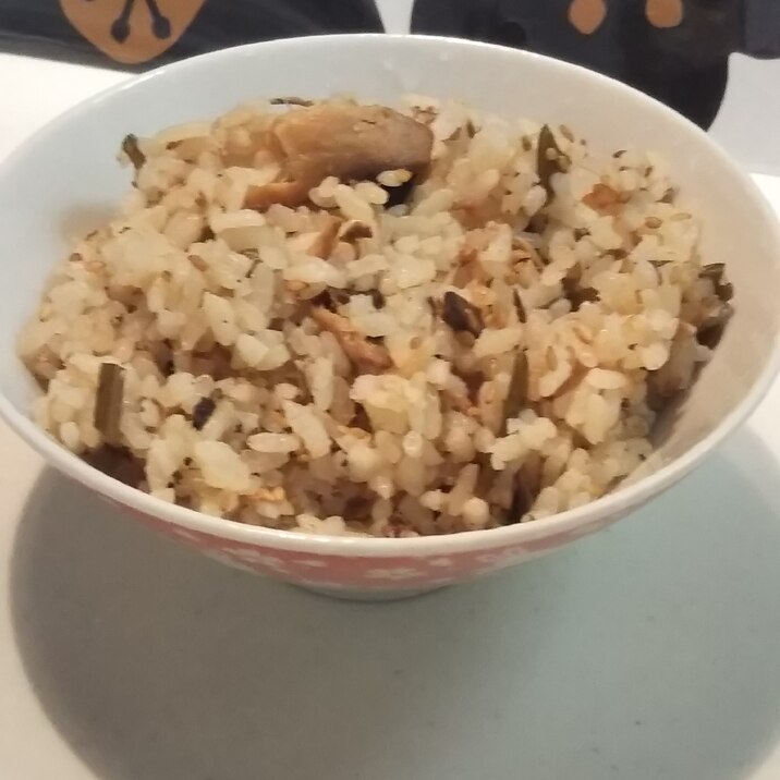 だし昆布消費☆サバ缶で作る炊き込みご飯